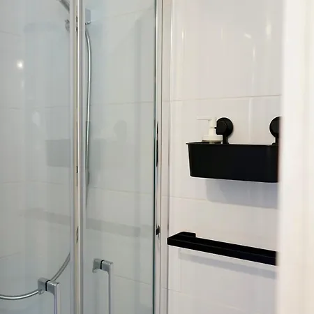 Hotel La Casa Dina *