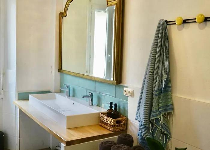 La Casa Dina *