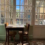 La Casa Dina Hotel *