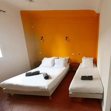Hotel La Casa Dina