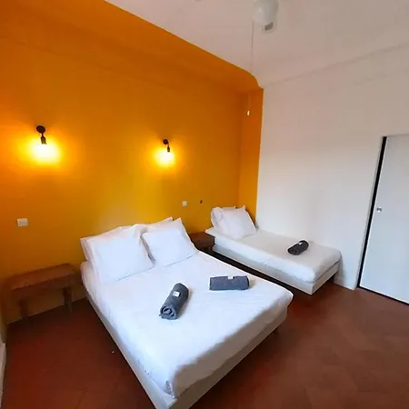 La Casa Dina *