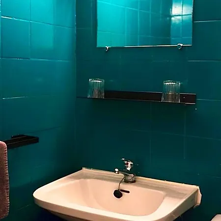 Hotel La Casa Dina *