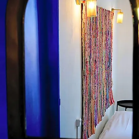 Szálloda La Casa Dina *